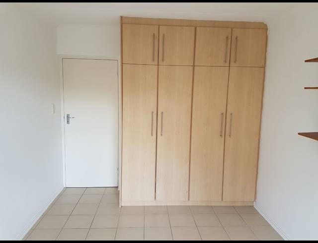 2 BEDROOM FLAT RENTED IN DAWNCREST